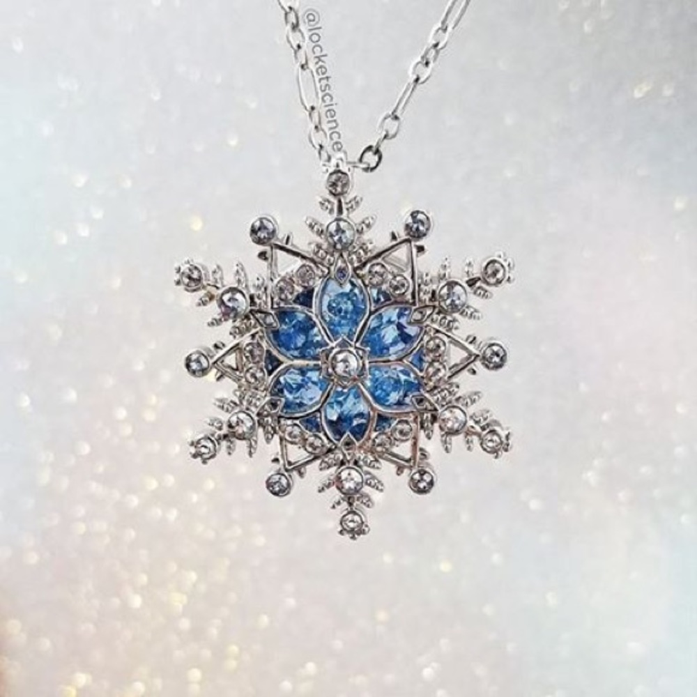 Silver Snowflake Living Locket  Swarovski Crystals